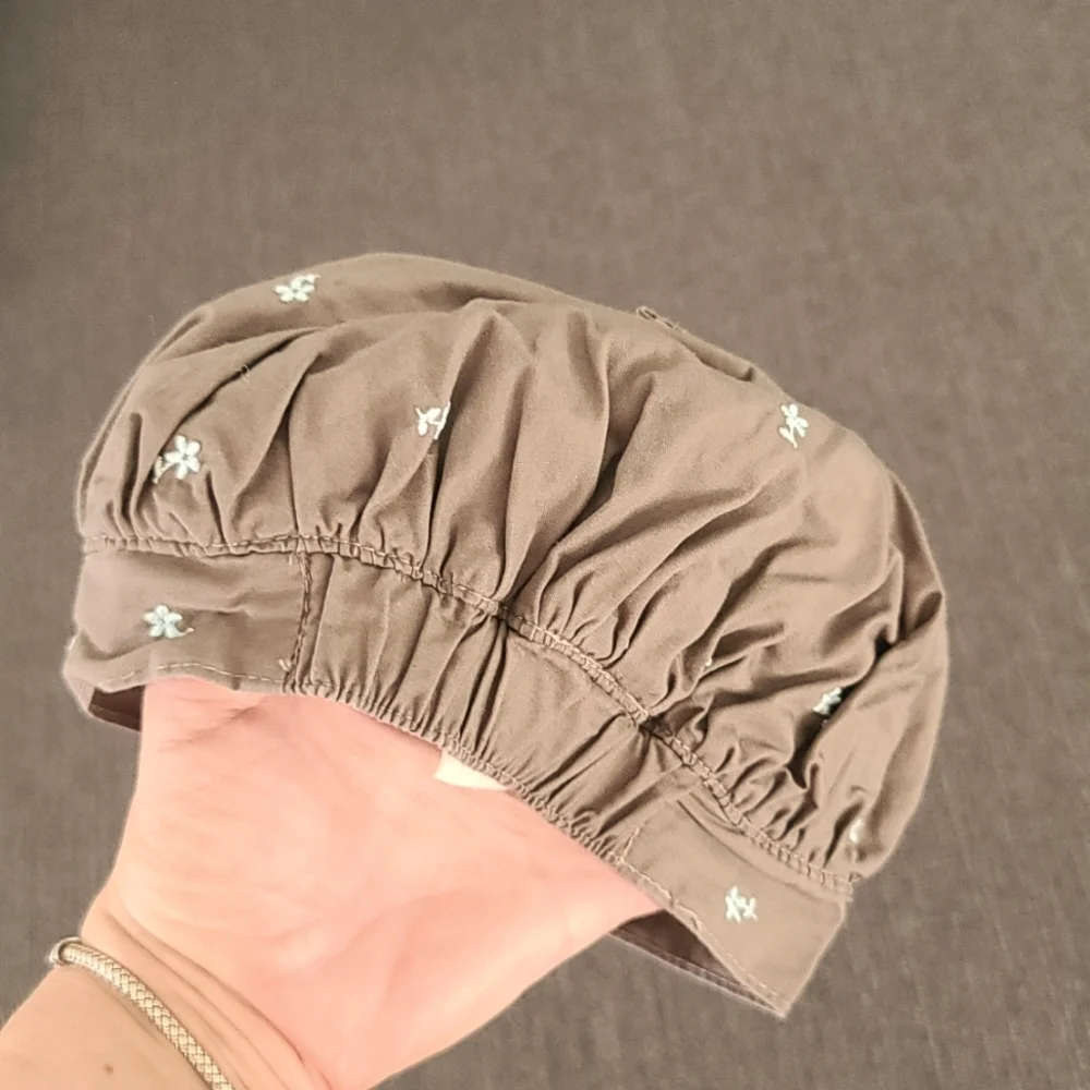 VINTAGE DISNEY Baby Girls Beret Hat WINNIE THE POOH PhotO Prop Hat for Doll - Picture 6 of 12